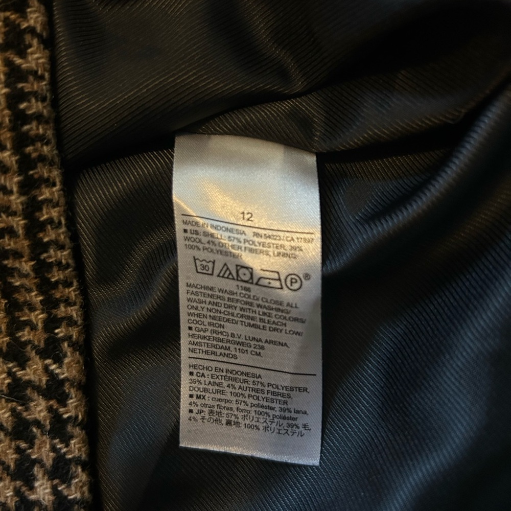 Banana Republic Black and Tan Houndstooth Mini Skirt - Picture 5 of 5